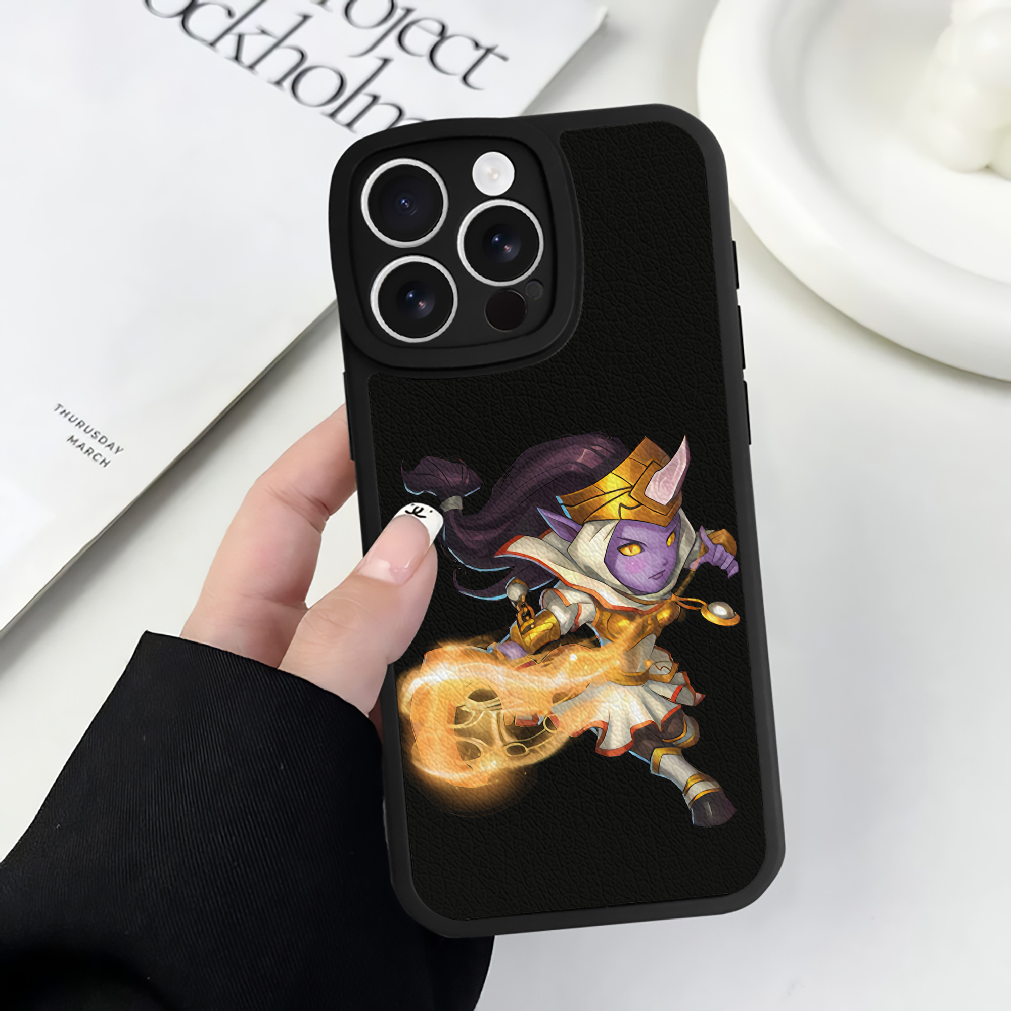 リーグ・オブ・レジェンド League of Legends LOL 【iPhone 16シリーズ対応】シリコンスマホケース（レザー調） 材質：シリコン